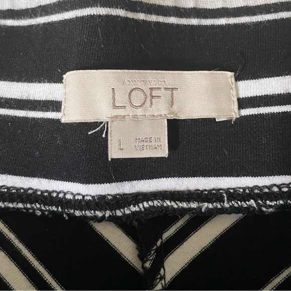 Loft Pull On Striped Skirt - Size L - Picture 2 of 3